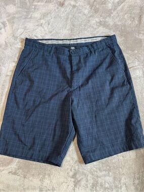 Sunice Navy Plaid Flat-Front Golf Shorts